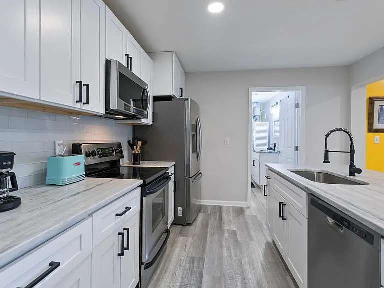 3032 Brook Dr — Photo 30