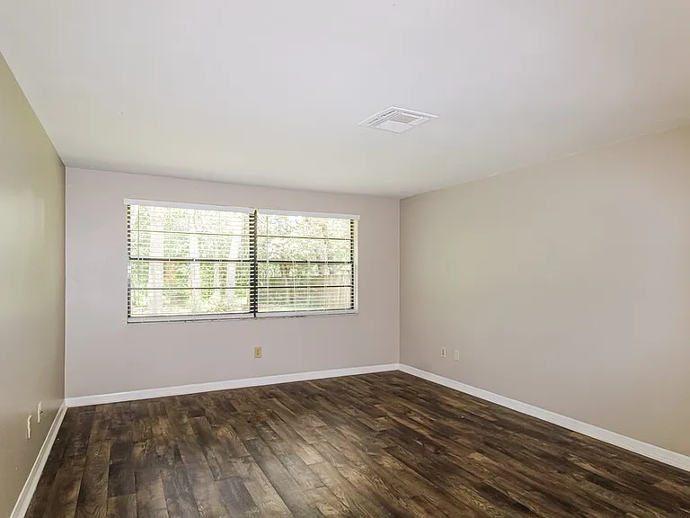 8499 Vicksburg Rd — Photo 12