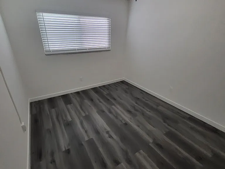 611 S Fir Ave — Photo 6