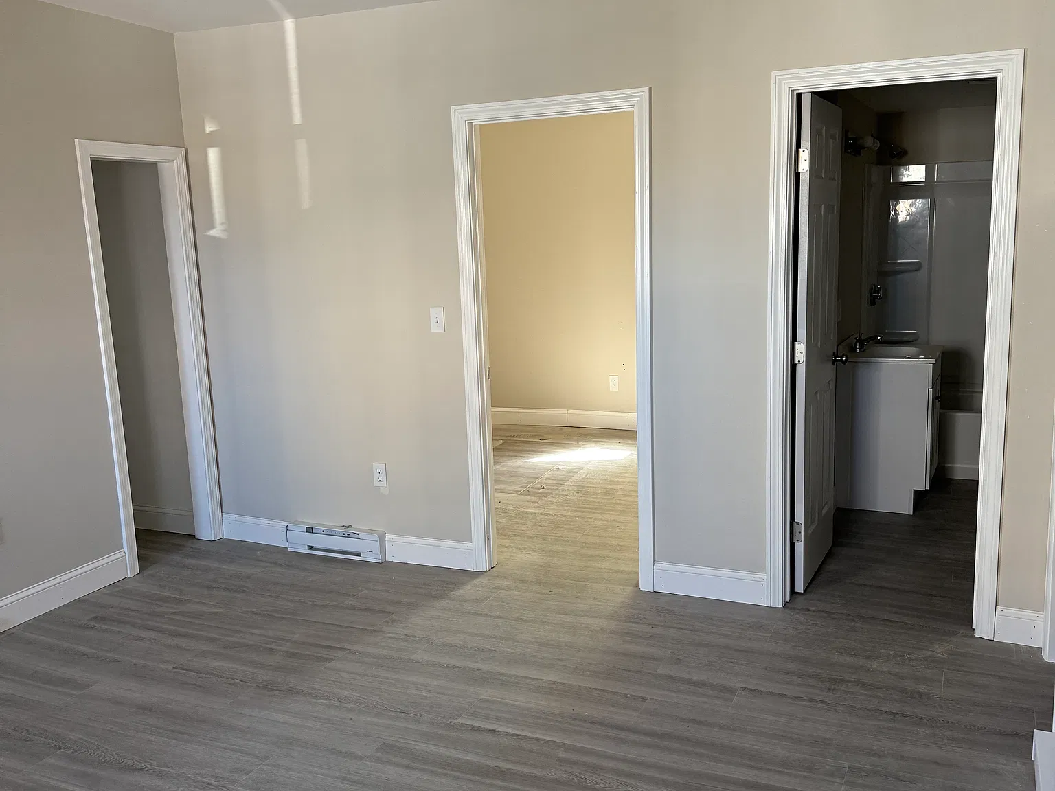 249 Wade St — Photo 4