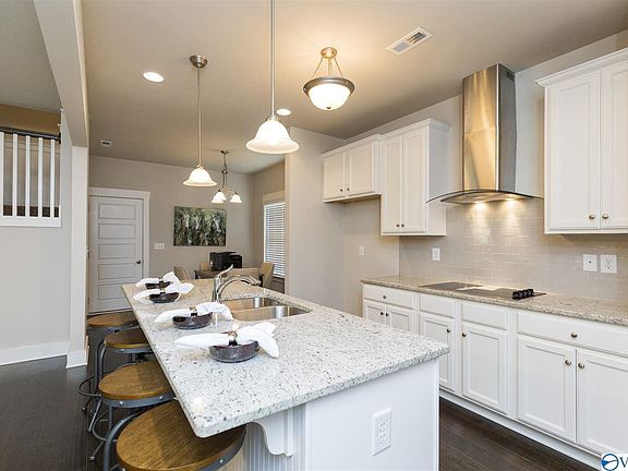 5th image of 803 Chesire Cove Ln