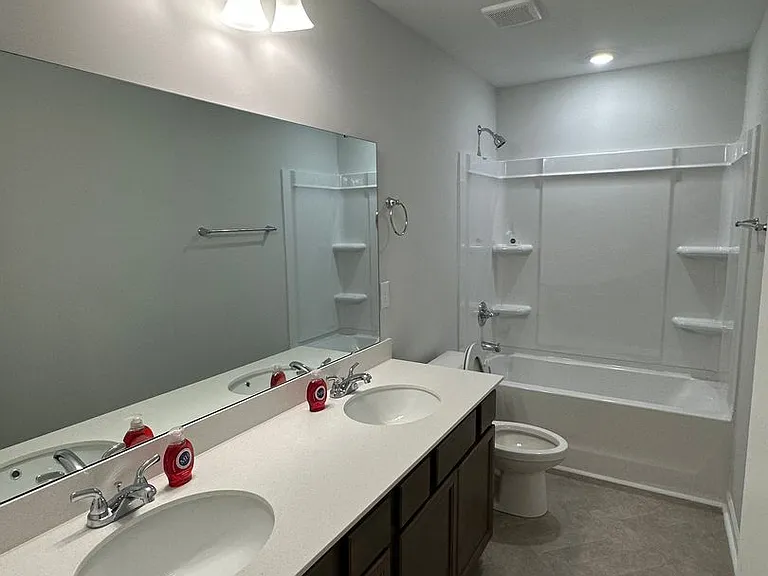 926 Lodgepole Ln — Photo 4
