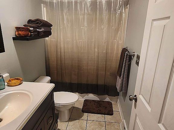 Bathroom 2