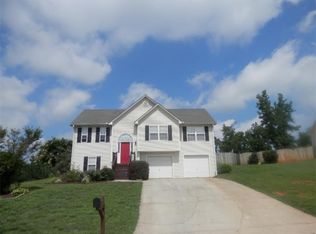 6915 Ridge Way, Gainesville, GA 30506