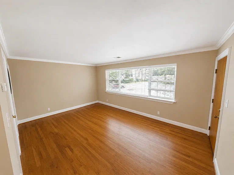 1643 Briarcliff Rd NE #7 — Photo 1