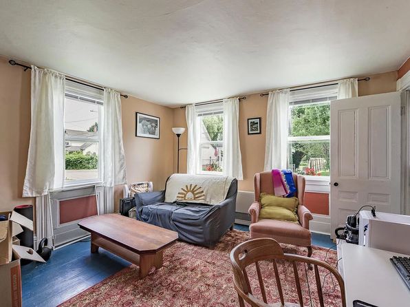 26 State St APT 1