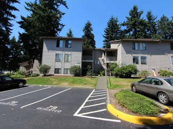 33025 18th Pl S APT E204, Federal Way, WA 98003