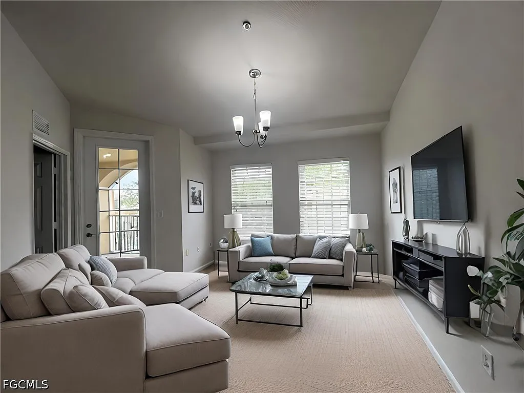 2 bed, 2.0 bath, 1003 sqft, $1,395 — Photo 2