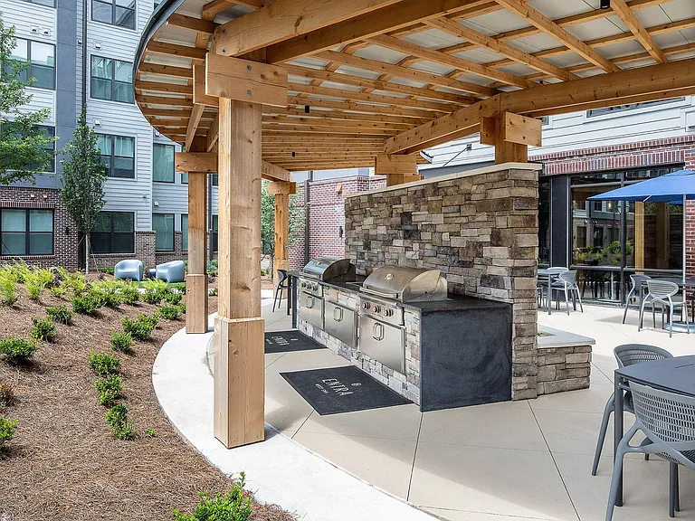 Entra West End — Photo 15