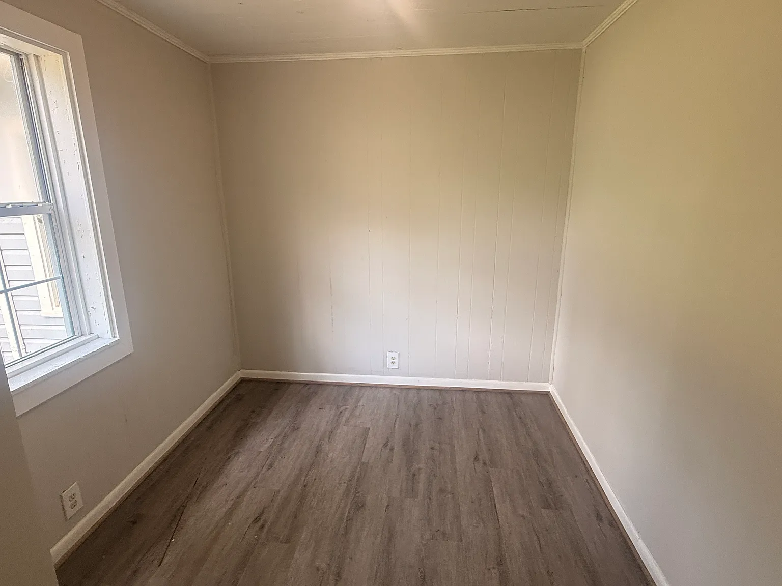 3 bed, 1077 sqft, $1,200 — Photo 4