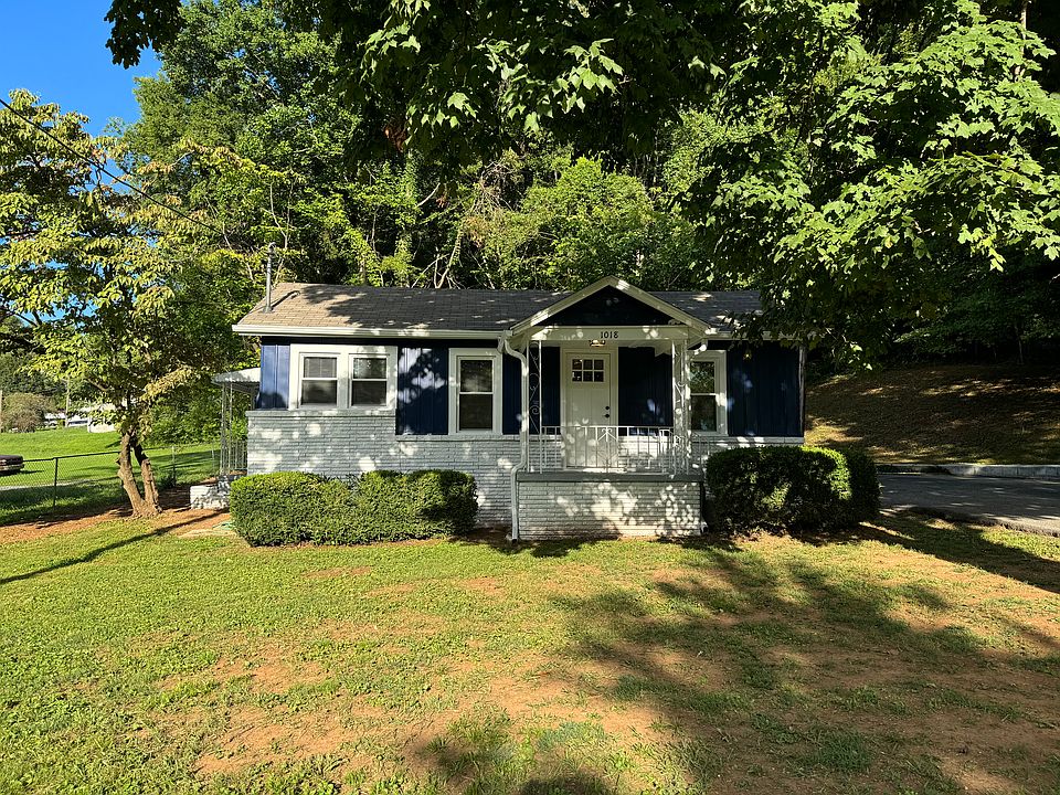 1st image of 1018 E Red Bud Rd