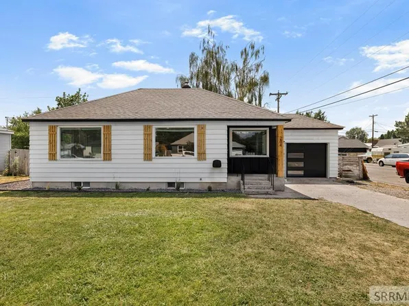 204 Dewey St, Blackfoot, ID 83221