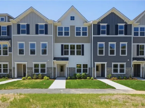 13 Bracewell Ln, Yorktown, VA 23692