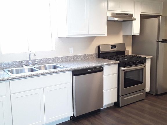 2nd image of 616 W 13th St