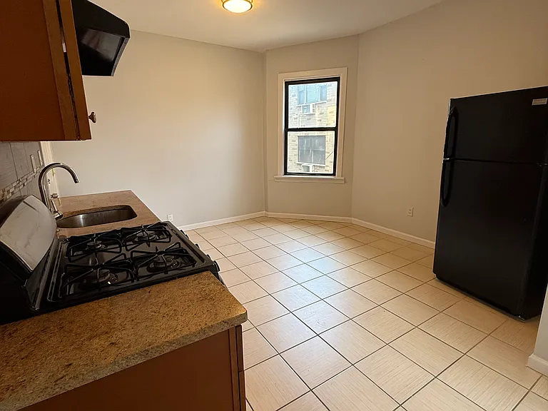 145 Park Ave #5 — Photo 4