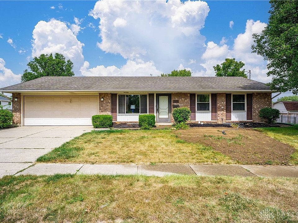1st image of 853 Cherry Blossom Dr