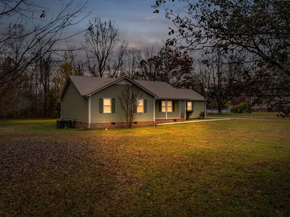 99 Arrowhead Dr, Manchester, TN 37355