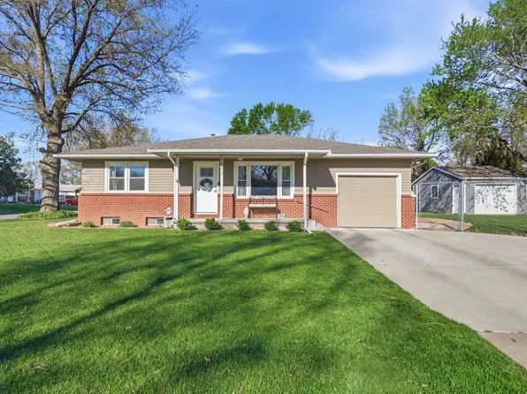 1203 N Brunswick St, Wichita, KS 67212