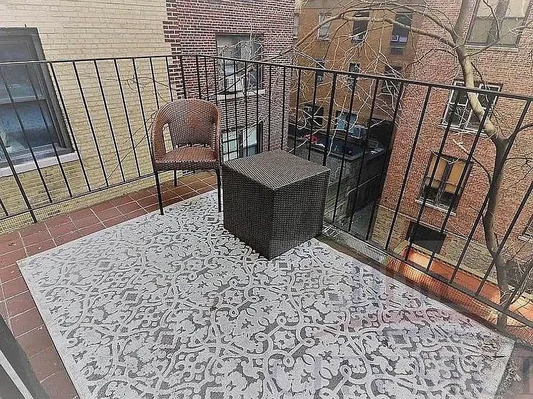 306 W 73rd St #2B — Photo 7