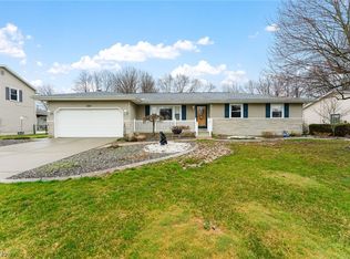 540 Dorchester Dr, Hubbard, OH