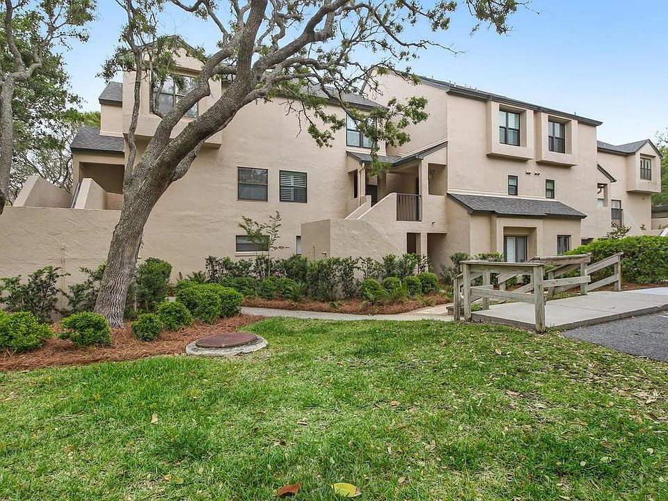 1st image of 5010 Summer Beach Blvd APT 409