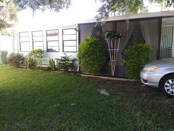 2nd image of 1208 Lee St Lot 102