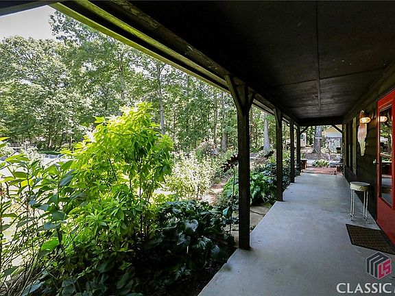5th image of 200 Bentwood Trail