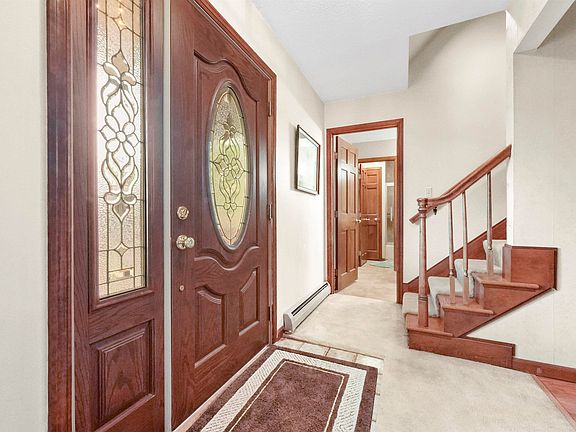 4th image of 4600 Acorn Dr