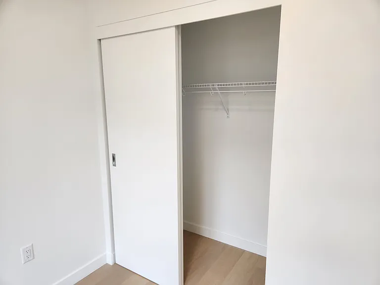 1100 Yates St #507 — Photo 6