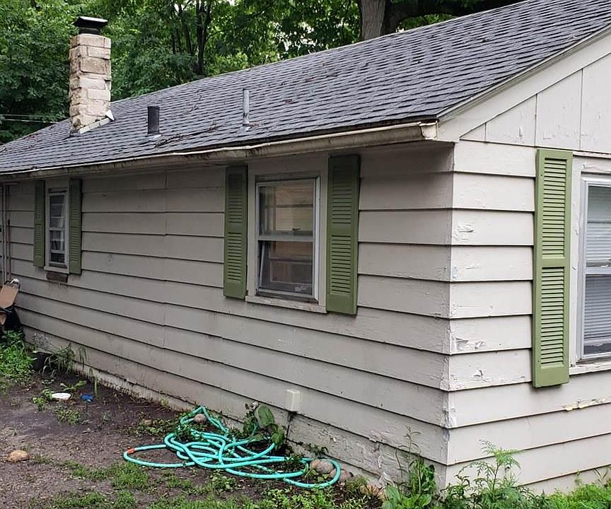 1st image of 336 Grove Ct
