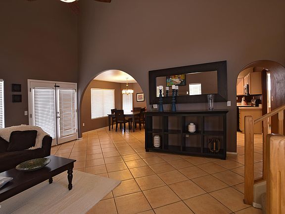 2nd image of 1301 N Placita De Almas