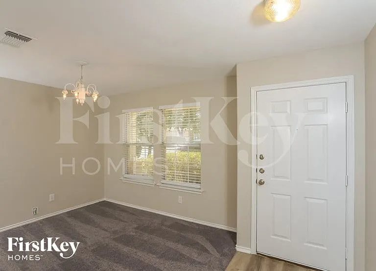 8815 Golden Eye — Photo 4