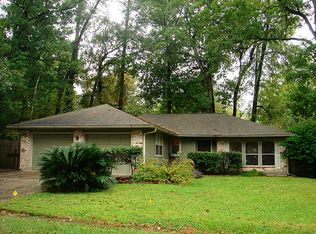 165 Thunderbird Dr, Conroe, TX 77304