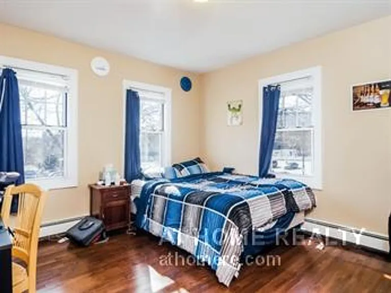 320 Allston St #12 — Photo 10