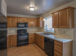 Piccadilly Square, Harrisburg, PA 17112