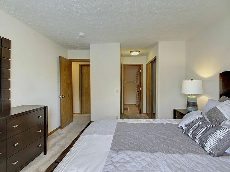 Princeton Classic - Primary Bedroom