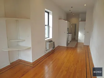 Rented by Bond New York