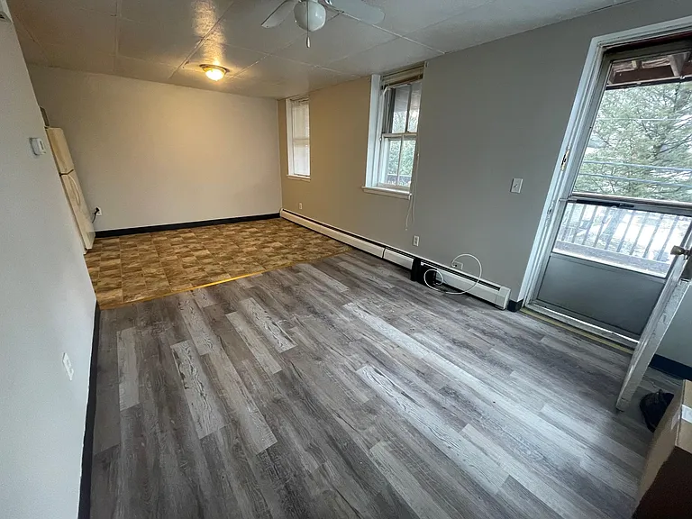 520 Morris St #6 — Photo 3