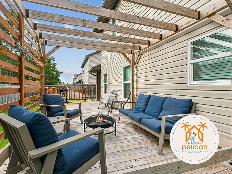 2303 Hadleigh Hills Ct — Photo 32