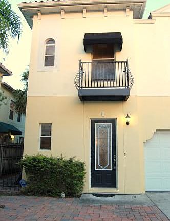 2nd image of 411 S Westland Ave APT 3