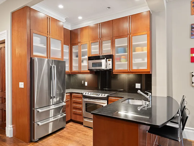 128 Marlborough St #2 — Photo 9