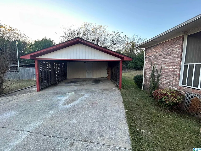 2919 University Blvd E — Photo 31