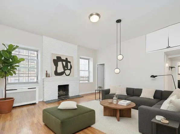 470 W 23rd St #402, New York, NY 10011