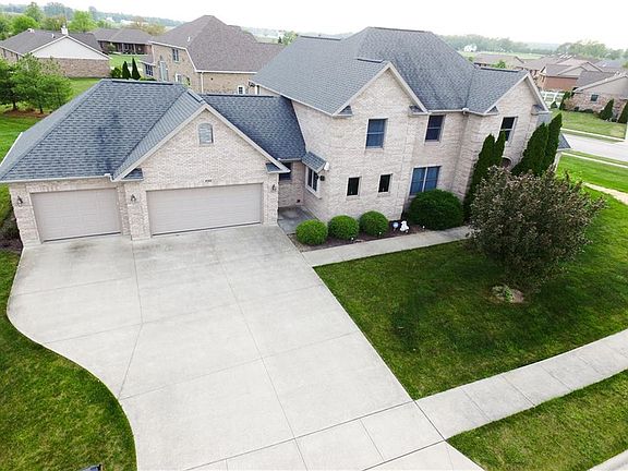 5th image of 200 Westbury Dr