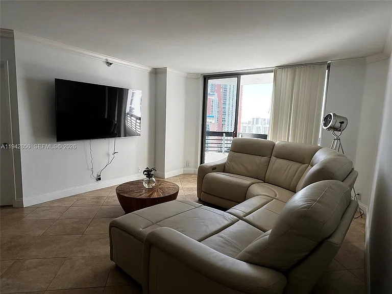 3400 NE 192nd St #2102 — Photo 7