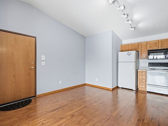 3rd image of 3110 Wilson Ave SW APT 11