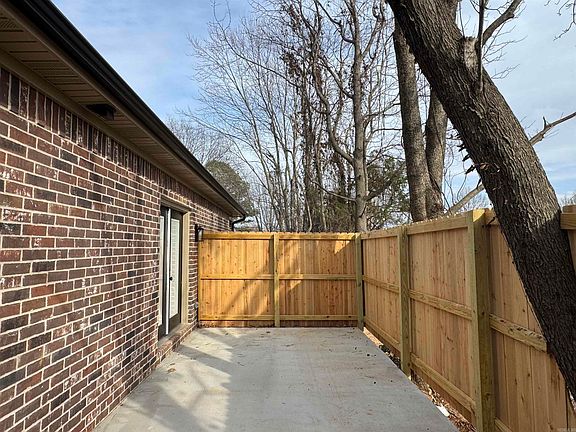 2nd image of 2304 Rector Rd