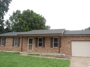 621 E Lincoln Trail Blvd, Radcliff, KY 40160