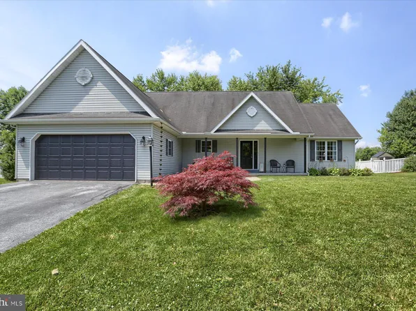 123 Macintosh Dr #L-0063, Palmyra, PA 17078