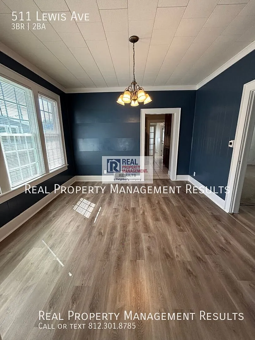 Inviting East Side Home with Front Porch Swing & Back Deck — Photo 4